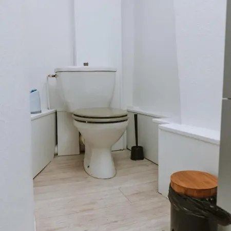 Appt Refait A Neuf Quartier St Sernin, La Daurade Apartment *